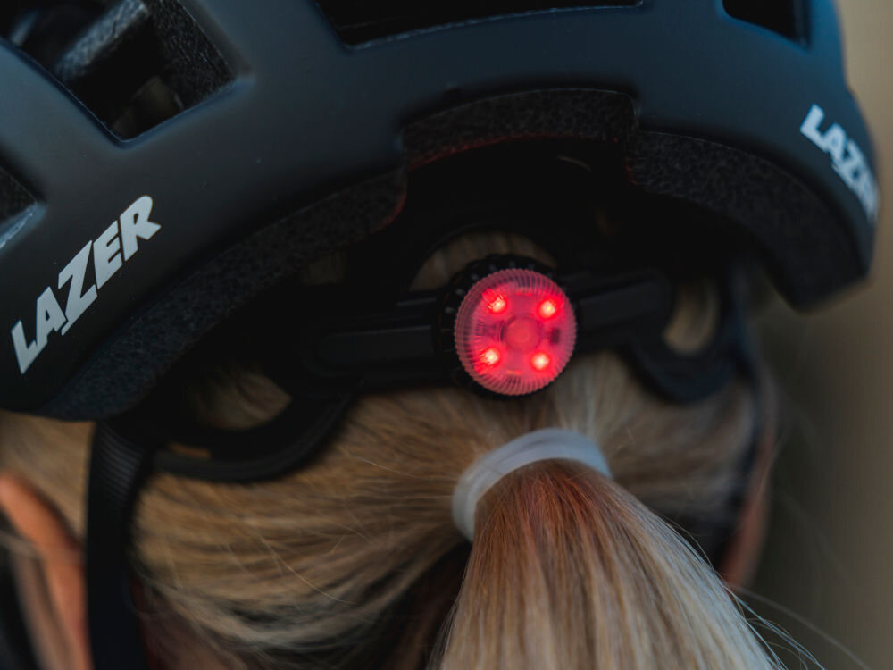 Kask rowerowy LAZER Compact DLX bezpieczeństwo wygoda