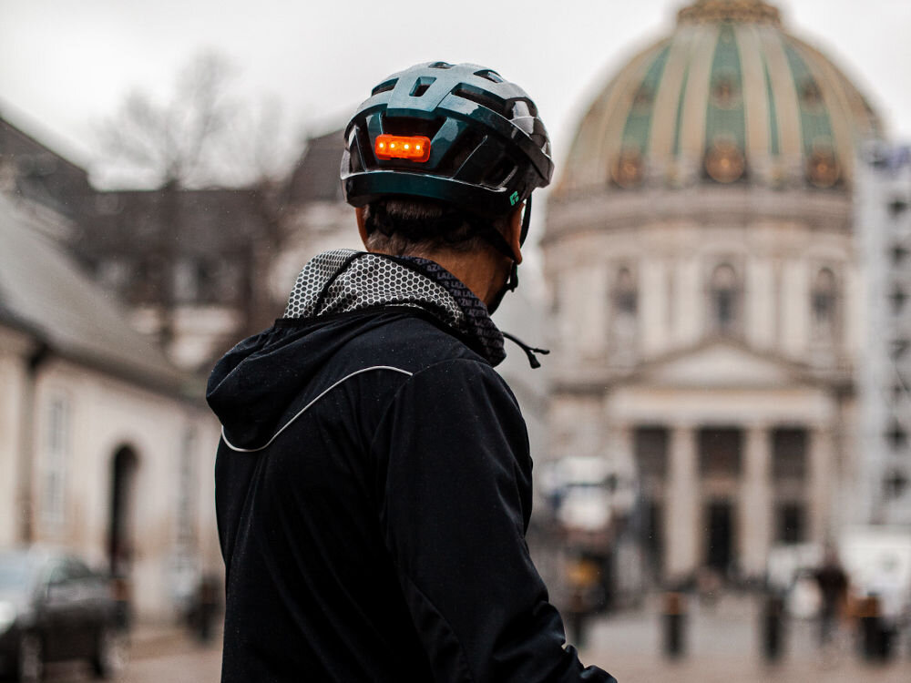 Kask rowerowy LAZER Codax KinetiCore lampka LED