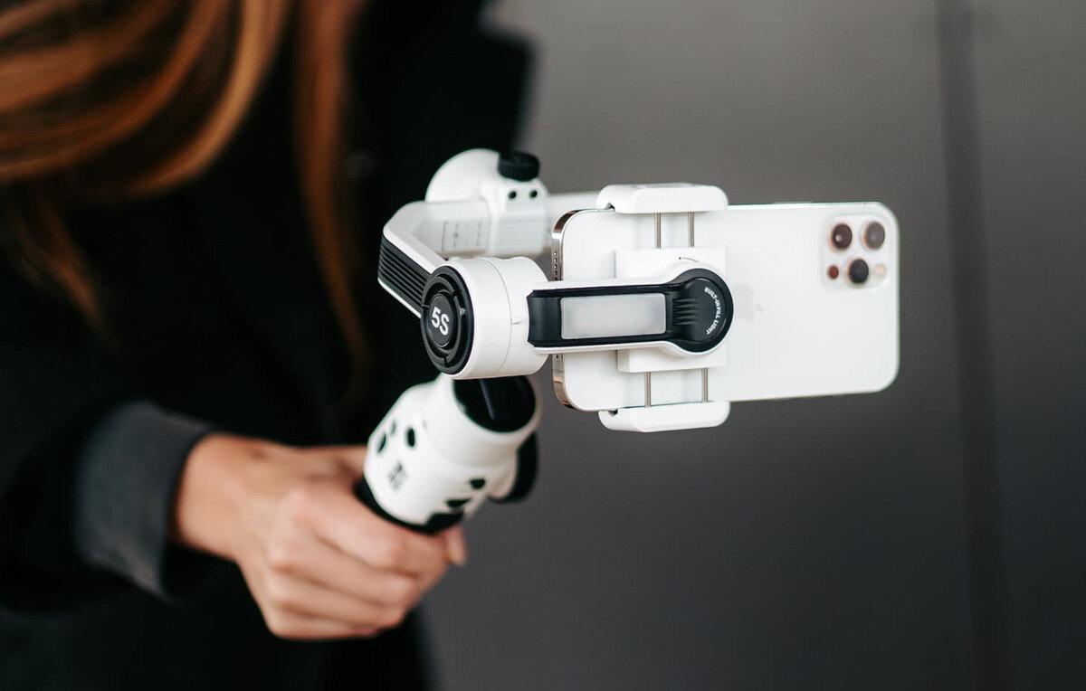 Gimbal ZHIYUN Smooth 5S Combo Biały lampka oświetlenie światło jasność