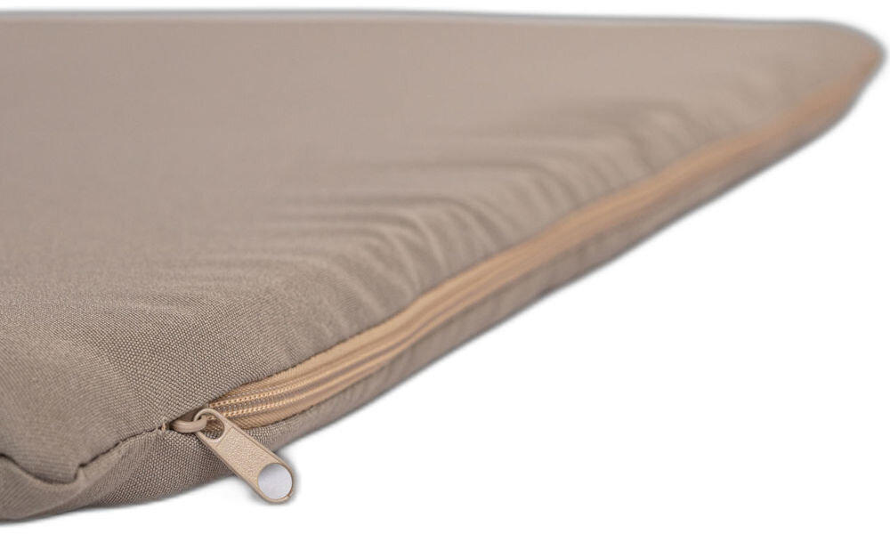 Legowisko dla psa YEGO DESIGN Rex Bardzo bliskie ujęcie materiału legowiska, na którym widać zamek błyskawiczny z szarą zawieszką, wskazujące na zdejmowany pokrowiec.