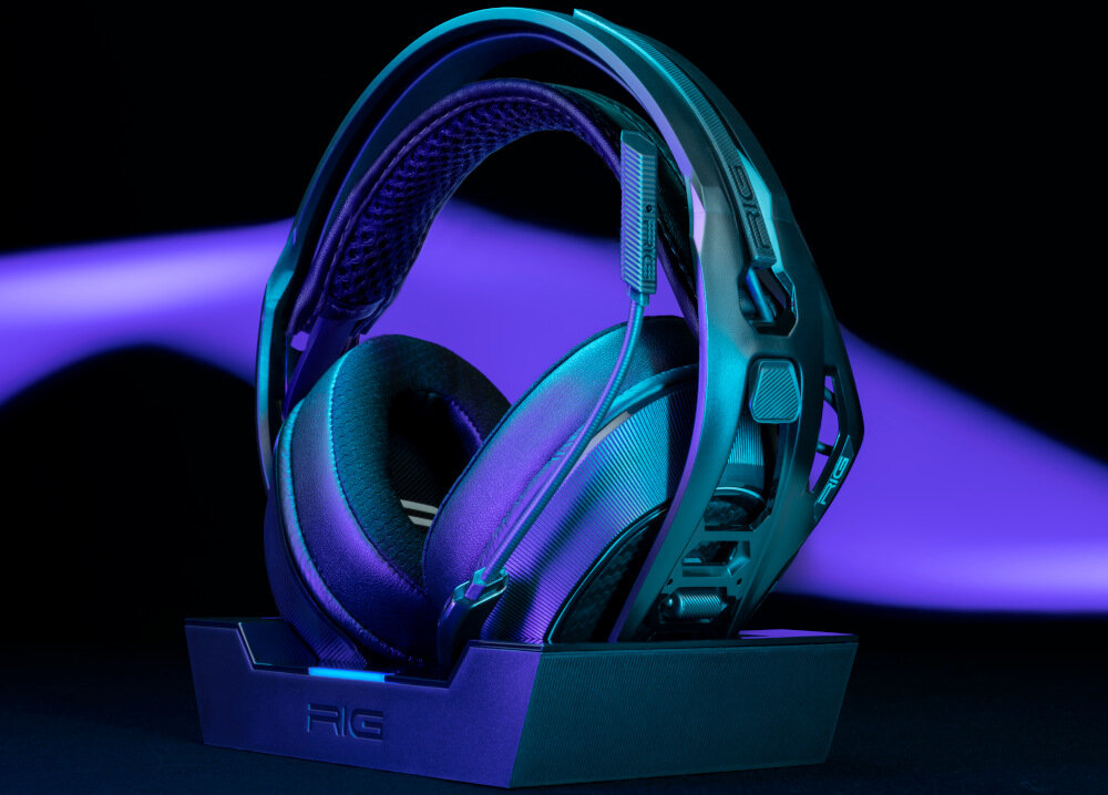 Słuchawki NACON Rig 800 Pro HS jakość dźwięk przetworniki konsole xbox dolby atmos wygoda komfort mikrofon stacja bazowa zgodność