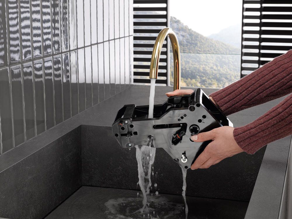 Ekspres MIELE MilkPerfection CM 6160 Bialy zaparzacz czyszczenie higiena zywotnosc