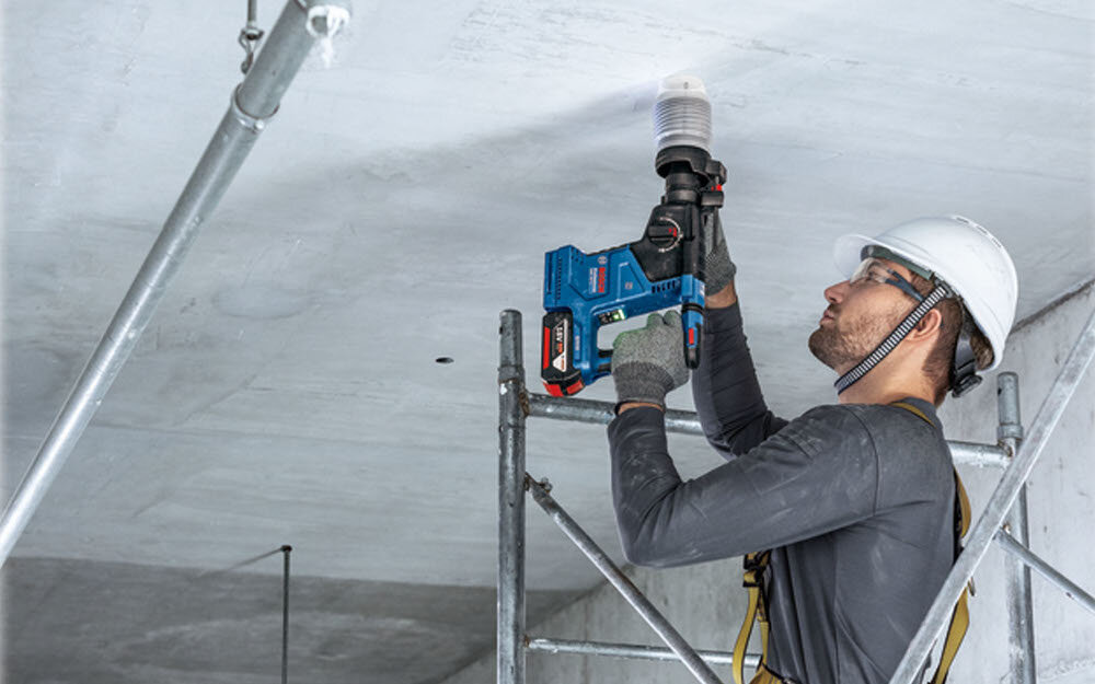 Młot udarowo-obrotowy BOSCH Professional GBH 187-LI 0611923020 seria akumulatorów Power for All 18 V BOSCH wysokiej jakości akumulatory litowo-jonowe kompatybilne ze wszystkimi elektronarzędziami o napięciu zasilania 18 V dostępne w różnych pojemnościach