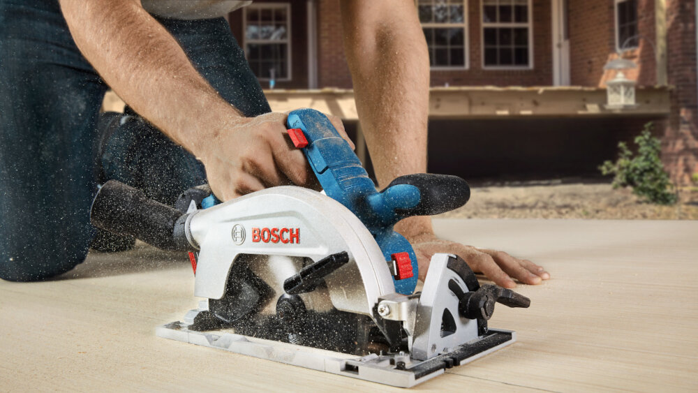 Pilarka tarczowa BOSCH Professional GKS 185-LI 06016C1221 blokada wlacznika zabezpieczenie przed przypadkowym wlaczeniem
