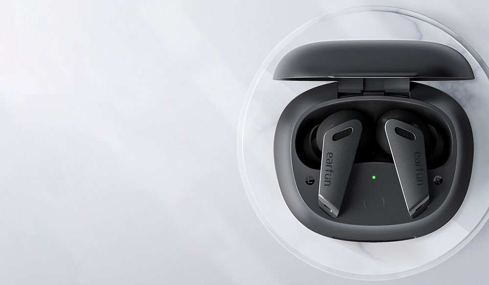 Słuchawki dokanałowe EARFUN Air Pro dźwięk jakość brzmienie aktywna redukcja czas pracy działanie bezprzewodowe bluetooth