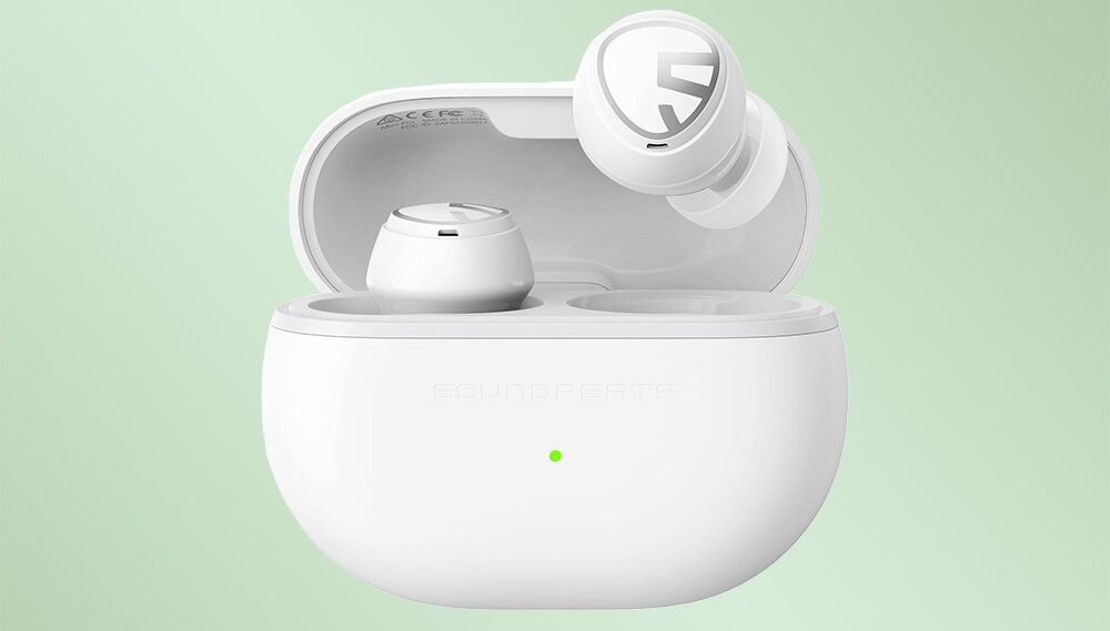słuchawki dźwięk brzmienie bezprzewodowe etui ładowanie czas pracy bluetooth sterowanie obsługa jakość dźwięk