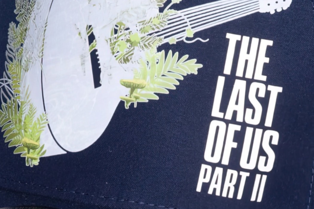 Czapka DIFUZED The Last of Us 2 Curved Bill Cap Guitar kolekcjonerski stórój ochrona daszek gra