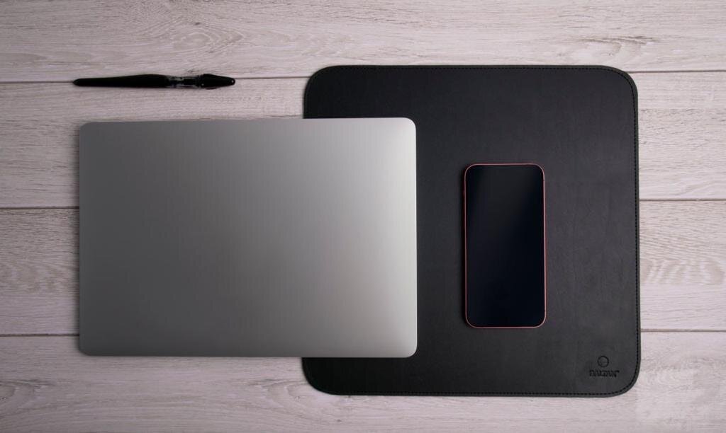 Podkładka BALTAN BALT MP 001 skórzana Antypoślizgowy spód Łatwa w czyszczeniu wymiary Podkładka pod mysz komfort użytkowania trwałość wysoka jakość