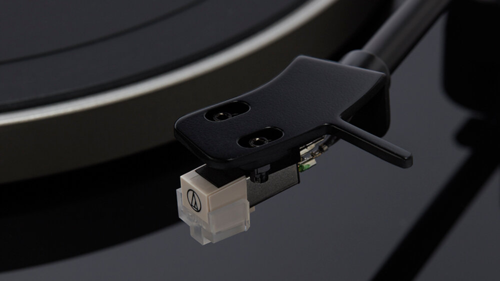 Gramofon AIWA APX-790BT - wykonanie