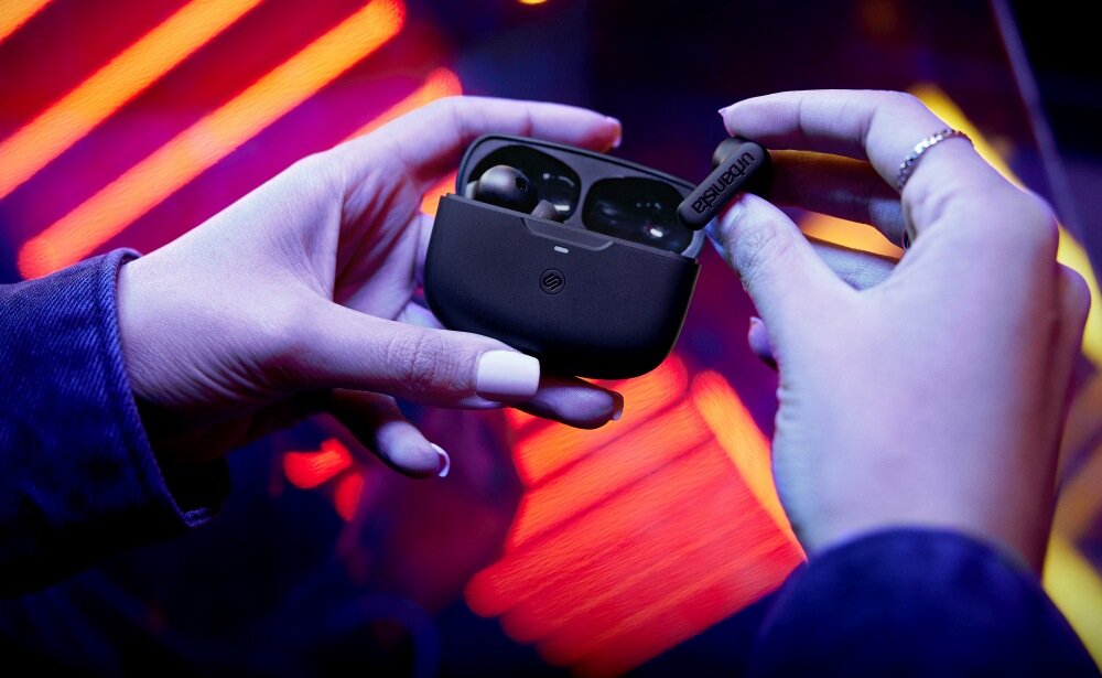 Słuchawki dokanałowe URBANISTA Atlanta rytm muzyka sterowanie moc dźwięk energia jakość czas pracy aplikacja