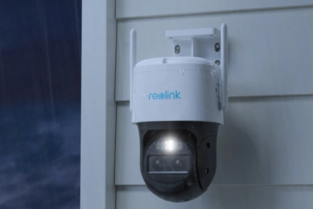 REOLINK TrackMix PoE wykrywanie włamanie intruz reflektory