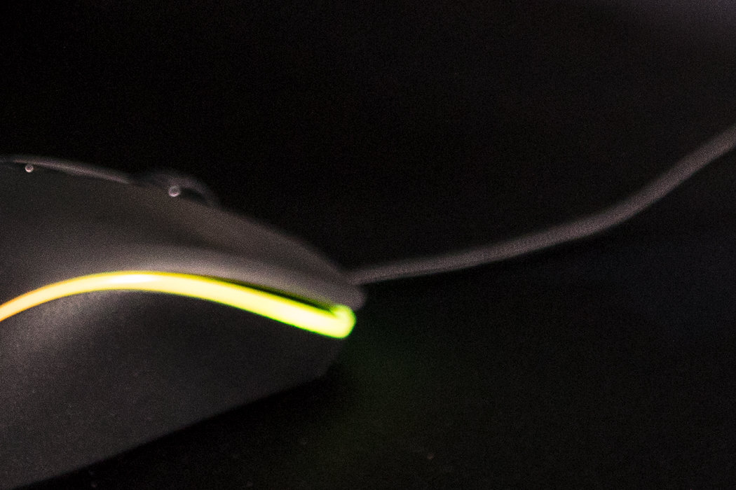 Mysz HYPERX Pulsefire Surge platformy szybkość precyzja czujnik personalizacja rolki