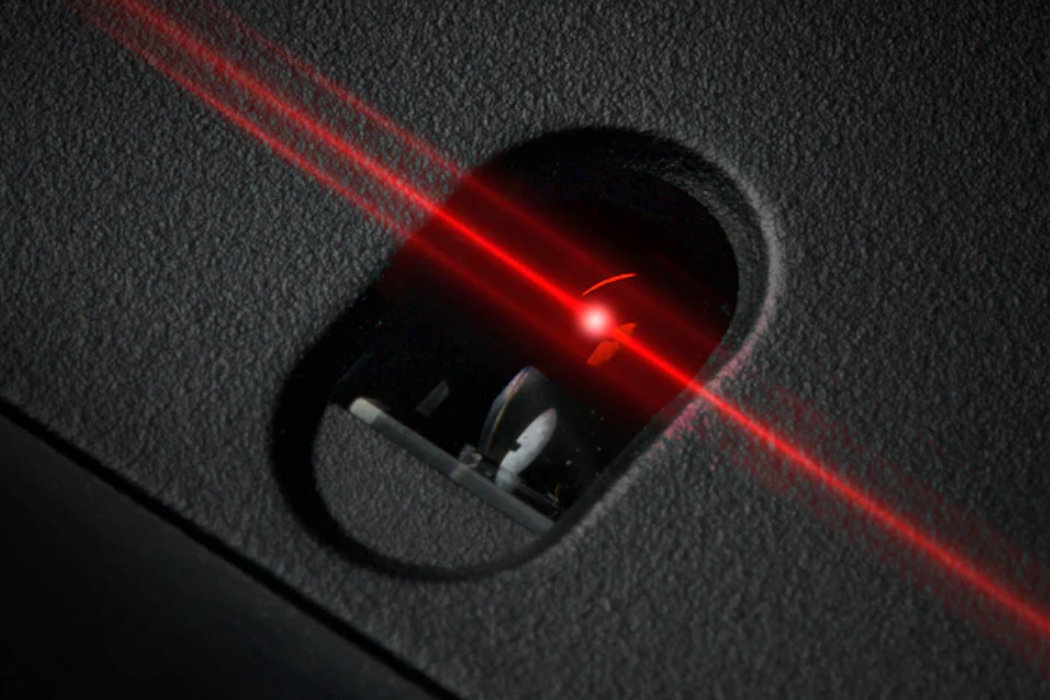 Mysz HYPERX Pulsefire Surge platformy szybkość precyzja czujnik personalizacja rolki