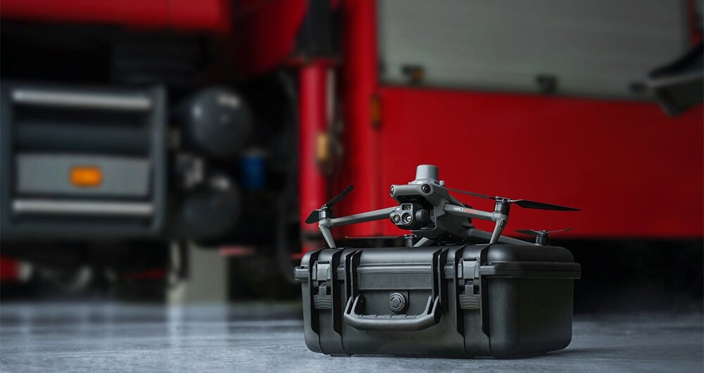 DJI Mavic 3 Thermal dane obraz system słoneczny czujnik rtk czas lotu akumulatory obraz transmisjaczujniki wizje mapowanie monitoring dawkowanie nawozów środki ochrony roślin analizy sztuczna inteligencja zestaw