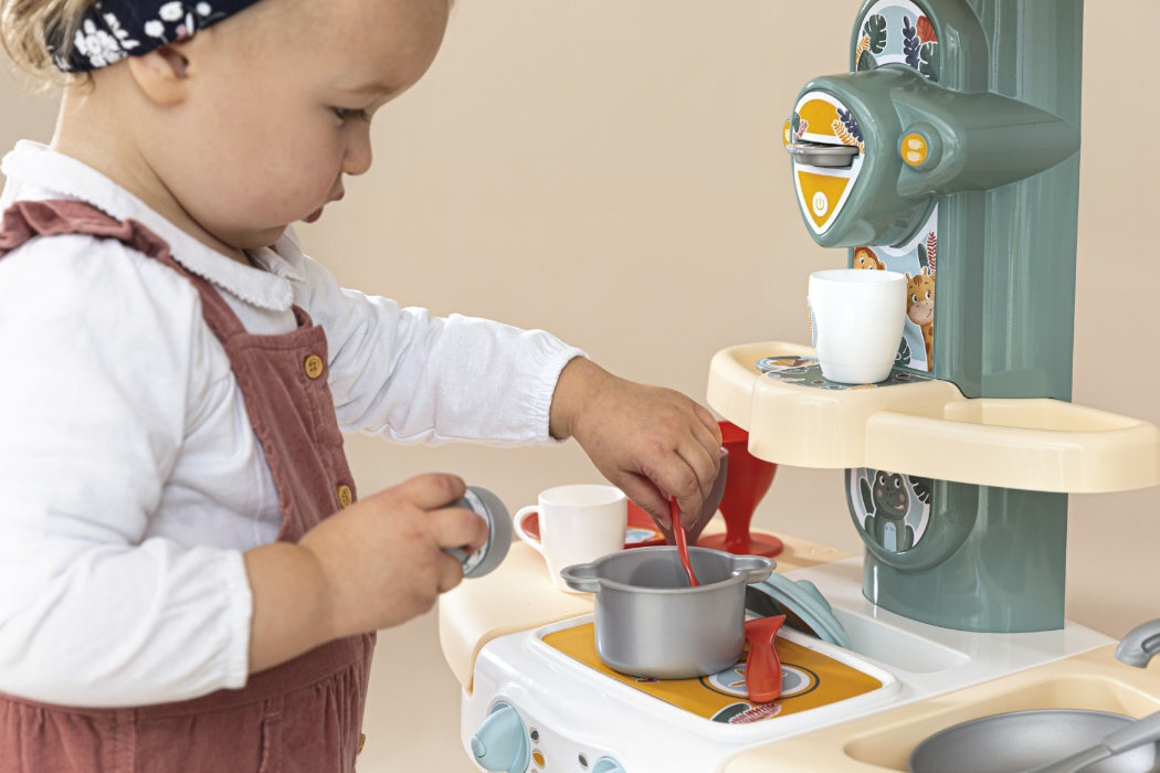 Zabawka SMOBY Little Moja pierwsza kuchnia 7600140305 zabawa realizm pomoc gotowanie akcesoria bombelki