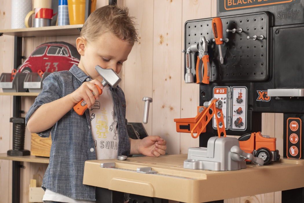 Zabawka warsztat SMOBY Black&Decker 7600360726 zabawa wyposażenie realizm nauka rozwój