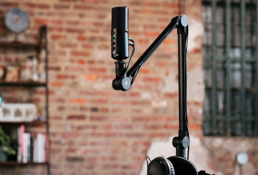 Mikrofon SENNHEISER Profile Streaming Set ramię regulacja położenie kable konstrukcja