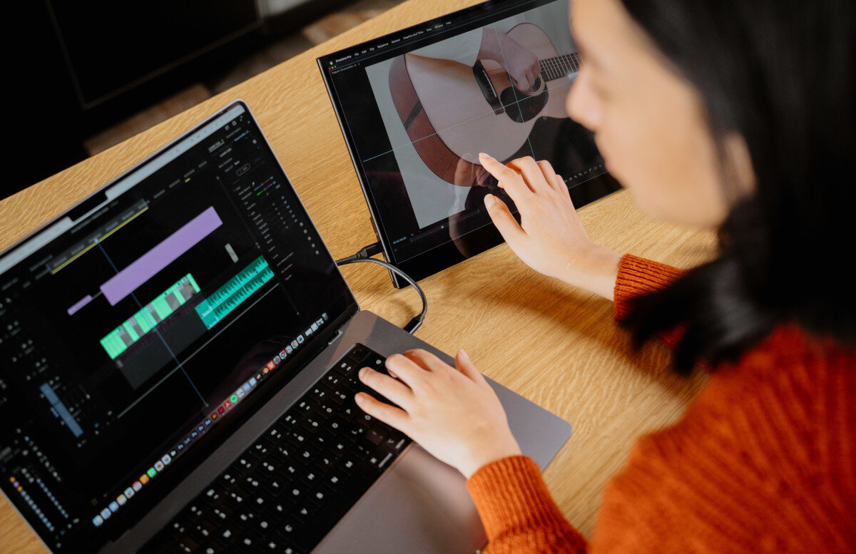 Monitor VERBATIM PMT-17 17.3 1920x1080px IPS obsługa dotyk przekątna zalety cechy