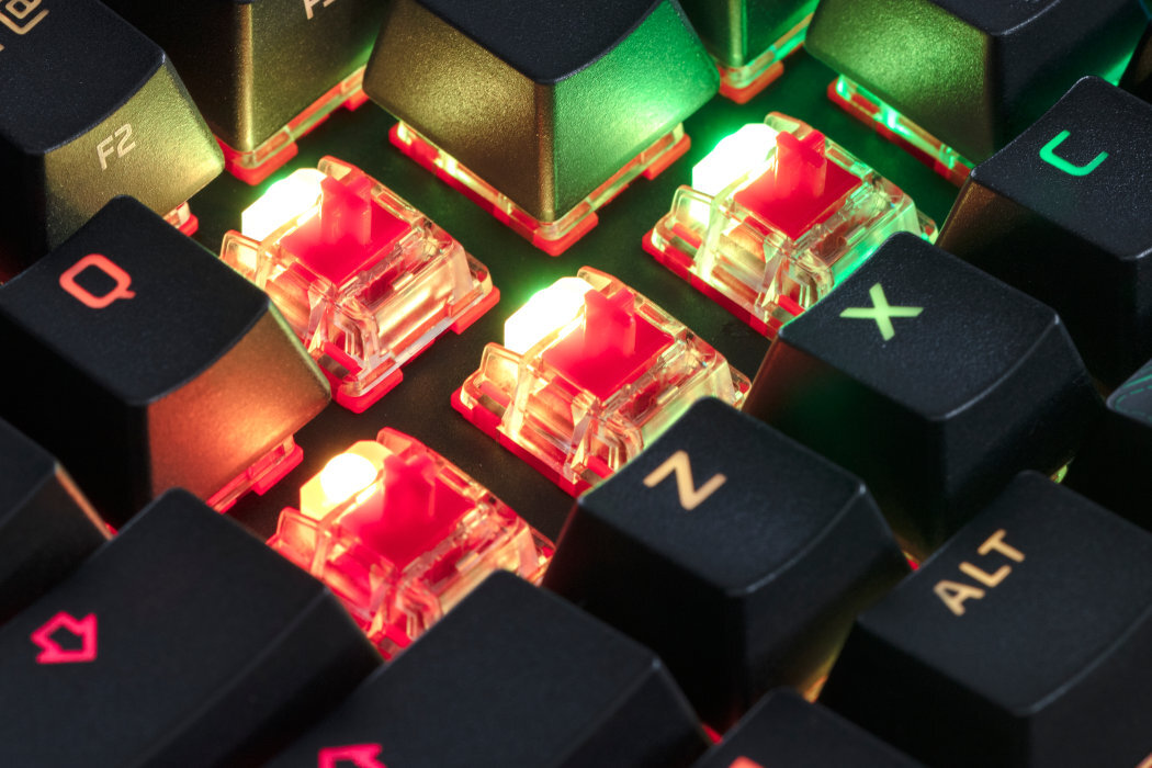 Klawiatura HYPERX Alloy Origins 60 wyposażenie tryb klawisze zabawa pamięć regulacja dynamika podświetlenie trwałość