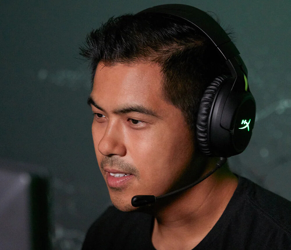 Słuchawki HYPERX CloudX Flight design komfort lekkość dźwięk jakość wrażenia słuchowe ergonomia lekkość sport aktywność podróże czas pracy działanie akumulator