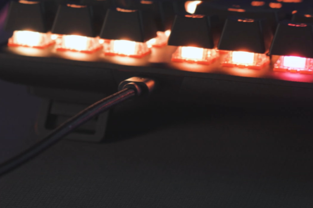 Klawiatura HYPERX Alloy Origins Core Aqua wyposażenie tryb klawisze zabawa pamięć regulacja dynamika podświetlenie trwałość
