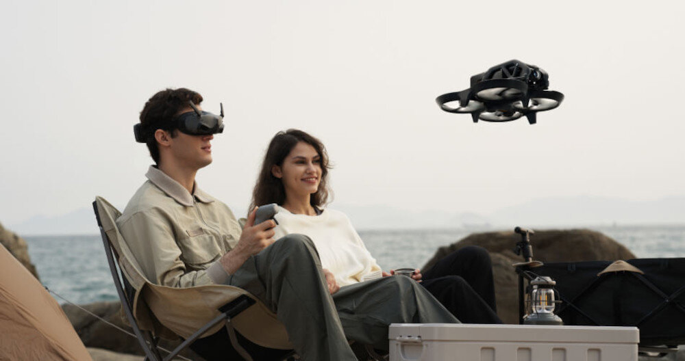Dron DJI Avata Explorer Combo gogle sygnał opóźnienie technologie