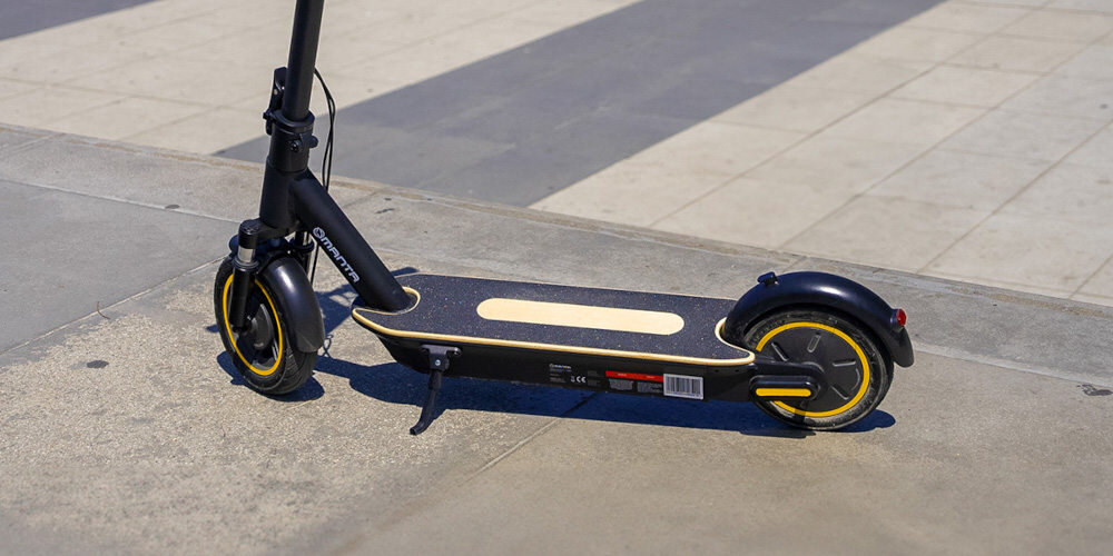 Hulajnoga elektryczna MANTA X-Rider Czarny deck szerokosc 17 cm MANTA antyposlizgowa