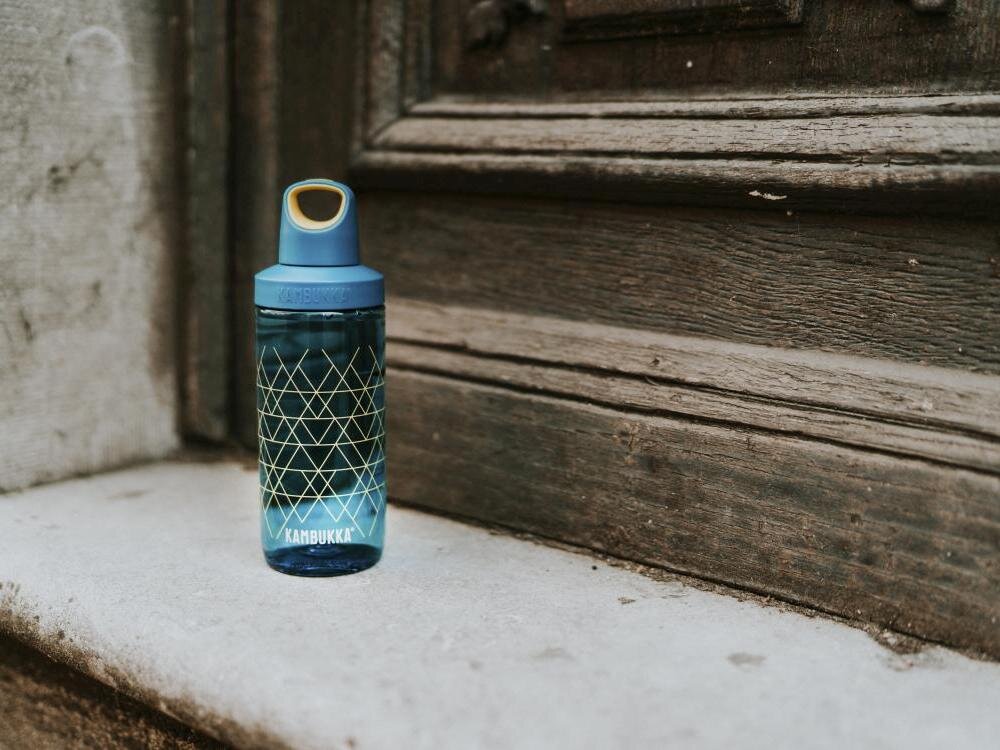 Butelka plastikowa KAMBUKKA Reno Strawberry Ice Czerwony tritan bez bpa