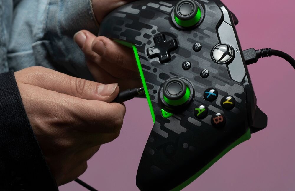 Kontroler PDP   konsola pc komputer smartfon android sterowanie kompatybilność przyciski gałki analogi łączność bateria zasilanie spusty panel obudowa waga zasięg