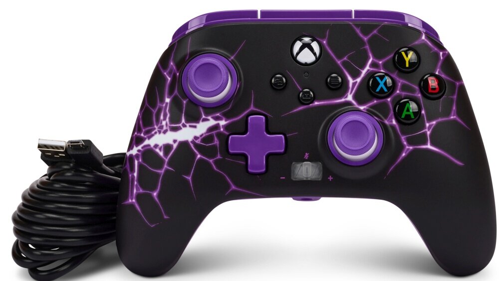 Kontroler POWERA Enhanced jakość wykonanie sterowanie drążki analogowe udostępnianie osiągnięcia zrzuty ekranów możliwości konfiguracja mapowanie drgania silniczki wibracyjne gniazdo pokrętło regulacji głośności kabel USB opakowanie zestaw