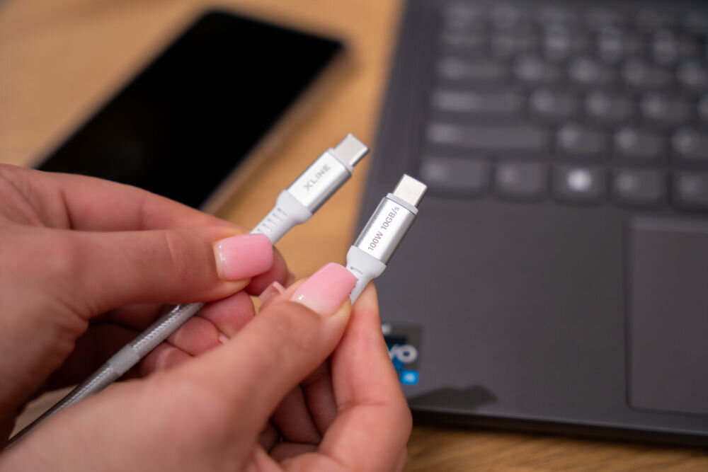 Kabel USB Typ-C - USB Typ-C XLINE 100W 1m Biały 5A Quick Charge 10 Gb/s