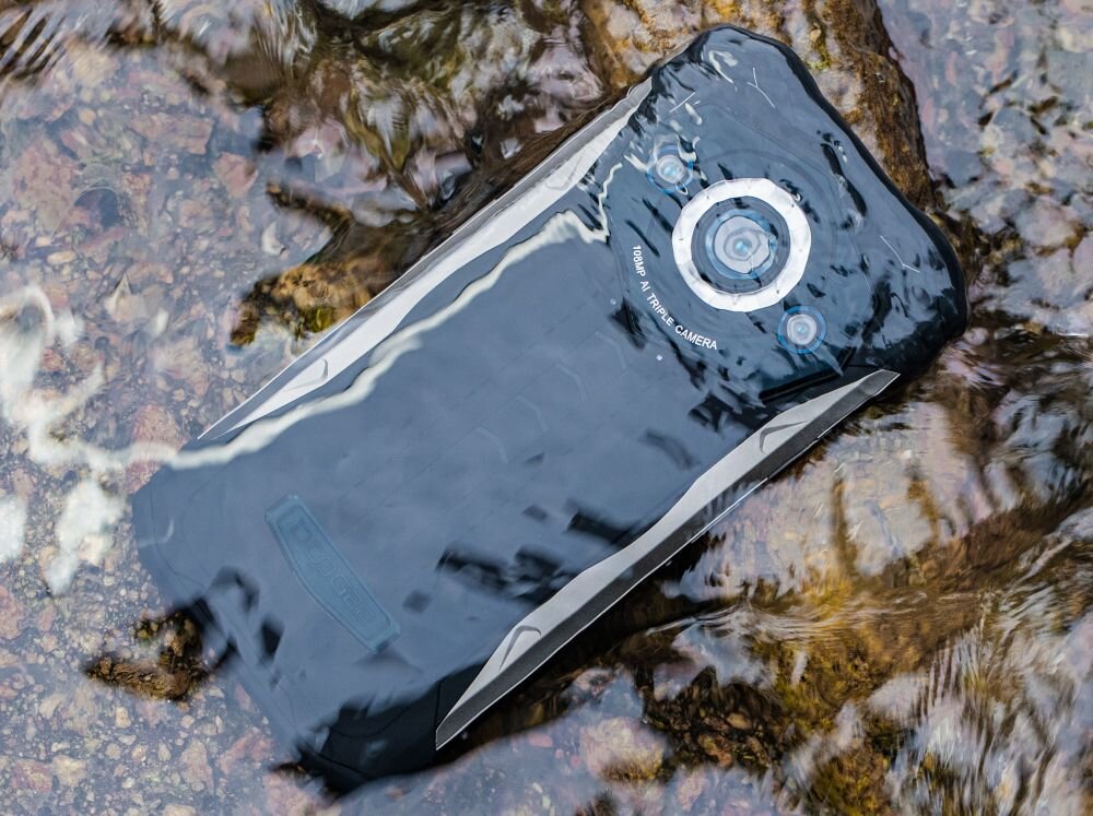 Smartfon DOOGEE S99   ekran bateria aparat procesor ram pamięć pojemność rozdzielczość zdjęcia filmy opis dane cechy blokady system łączność wifi bluetooth obudowa szkło odporność porty muzyka transfer sieć przekątna matryca waga czujniki oled amoled ips