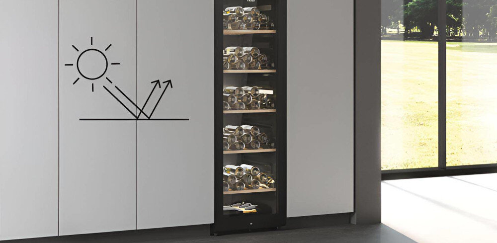 CHŁODZIARKA DO WINA HAIER HWS247GGU1 ochrona uv światło szklane drzwi smak wino