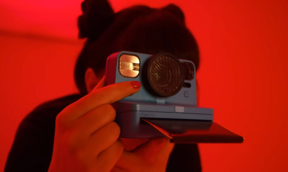 Aparat POLAROID Now+ Zielony obiektyw ogniskowa działanie