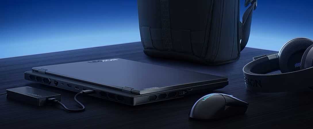 Laptop LENOVO Legion Pro 7 Gen 8 16IRX8H - bateria