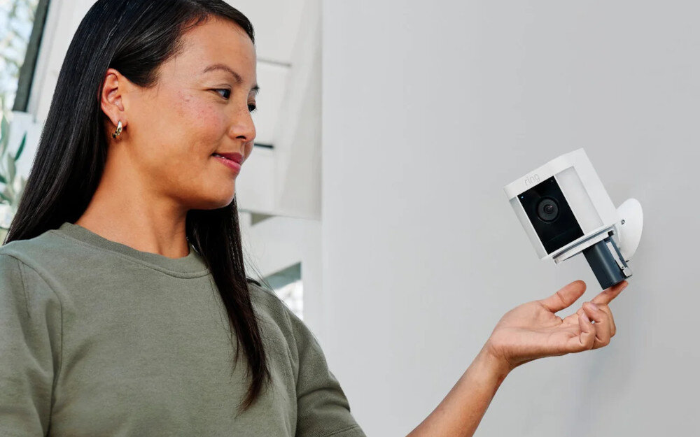 Kamera RING Spotlight Cam Plus Battery odporność wytrzymałość temperatura