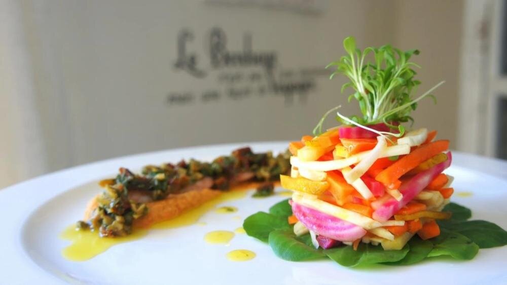 BRANDT BOP2438B piekarnik gotowanie smaczne szybkie zdrowe steam poziomy delikatne mięso ryba drób