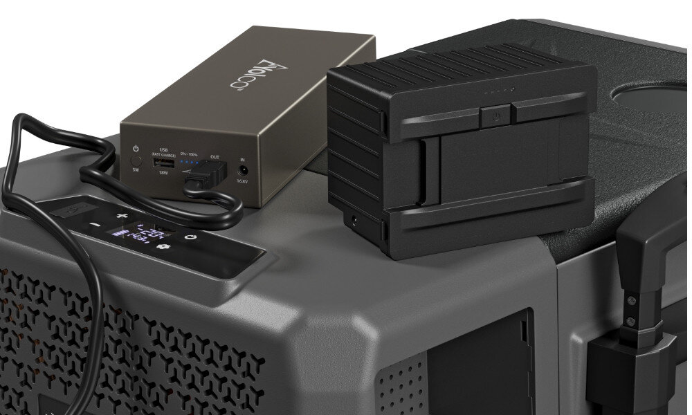 Lodowka YOLCO BCX30 Carbon wiele opcji ladowania powerbank >zabezpieczenie przeciwprzepieciowe