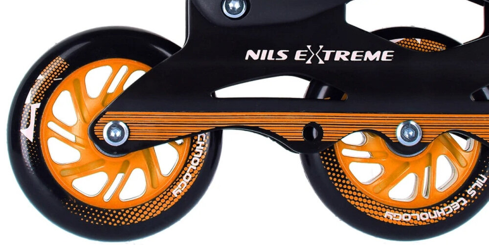 Łyżworolki NILS EXTREME NA18812 A (rozmiar 34-38) miekkie kolka z materialu PU twardosc 82A srednica 100 mm  grubosc 24 mm bardzo dobra przyczepnosc do podloza tlumia drgania lozyska ABEC-9 3 kolka rozwijanie duzej predkosci bardzo zwinne lekkie