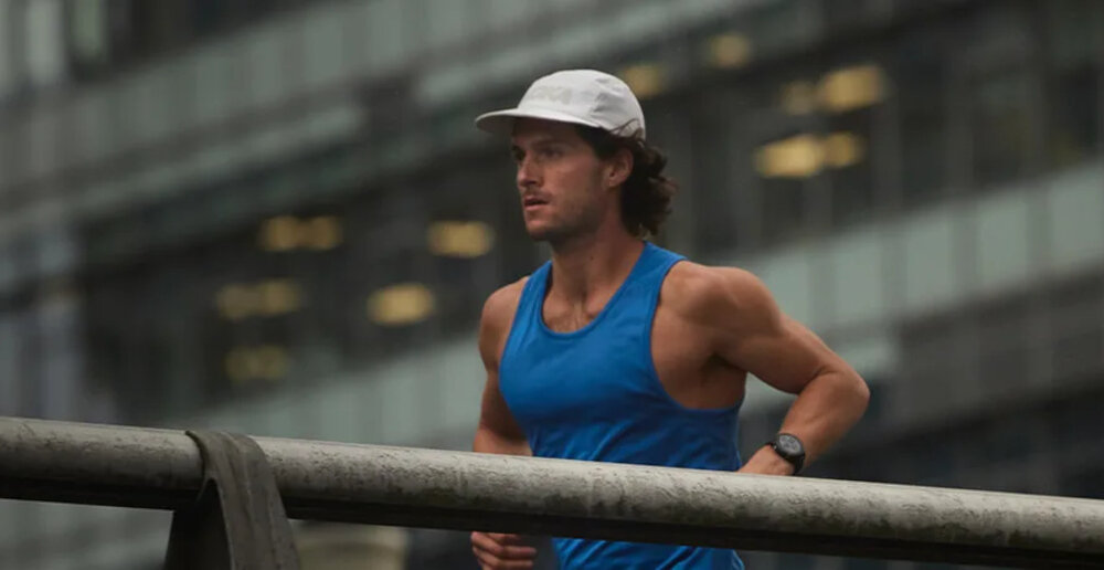 SMARTWATCH GARMIN Forerunner 255 Music ekran bateria czujniki zdrowie sport pasek ładowanie pojemność rozdzielczość łączność sterowanie krew puls rozmowy smartfon aplikacja