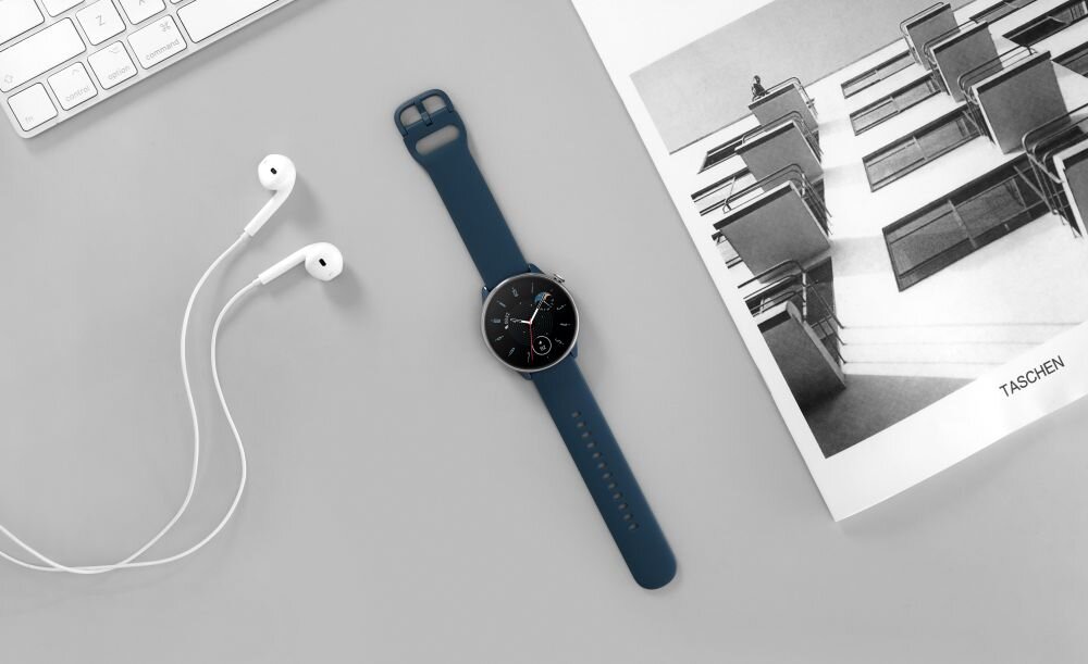 Smartwatch AMAZFIT GTR Mini ekran bateria czujniki zdrowie sport pasek ładowanie pojemność rozdzielczość łączność sterowanie krew puls rozmowy smartfon aplikacja
