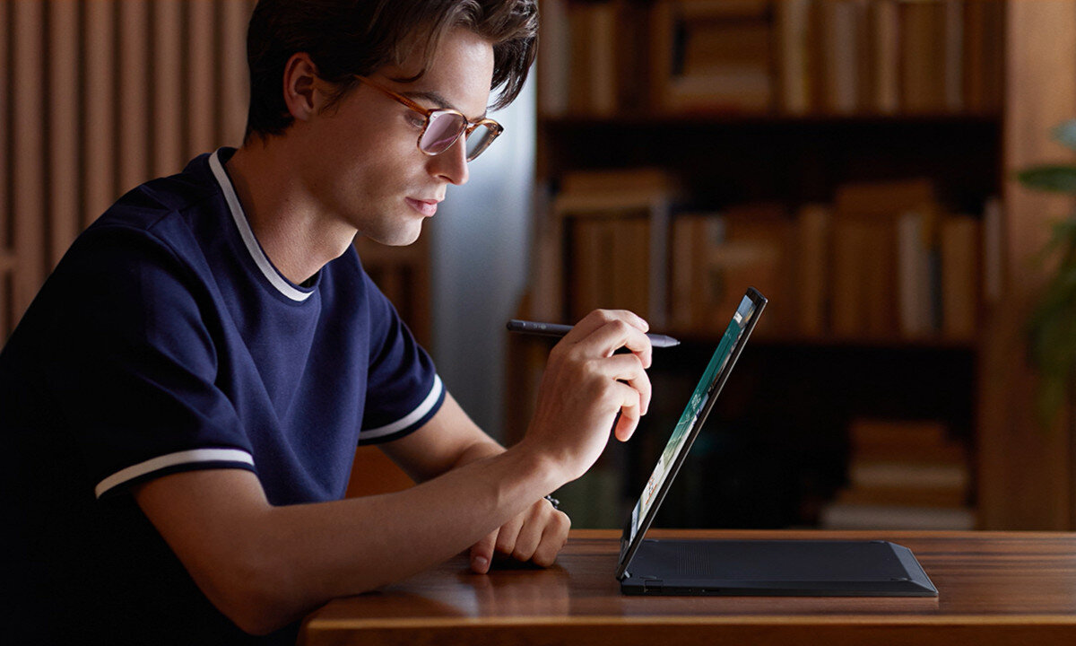 Laptop LG Gram 2023 14T90R-G.AA55Y tryby tablet funkcje obsługa dotyk przekątna
