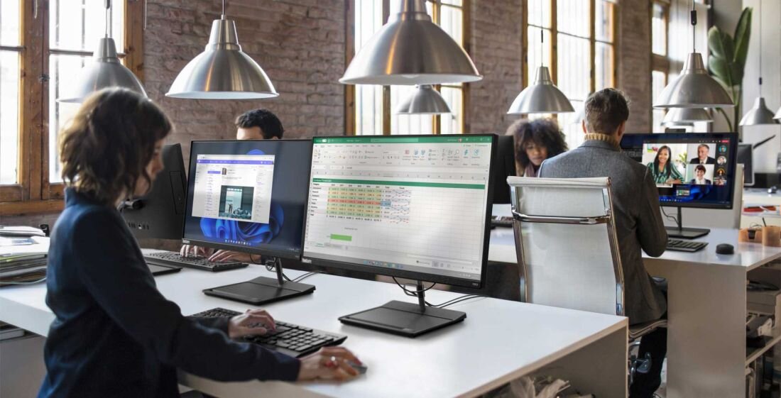 Komputer LENOVO ThinkCentre Neo 30a - Komputer All-in-One 