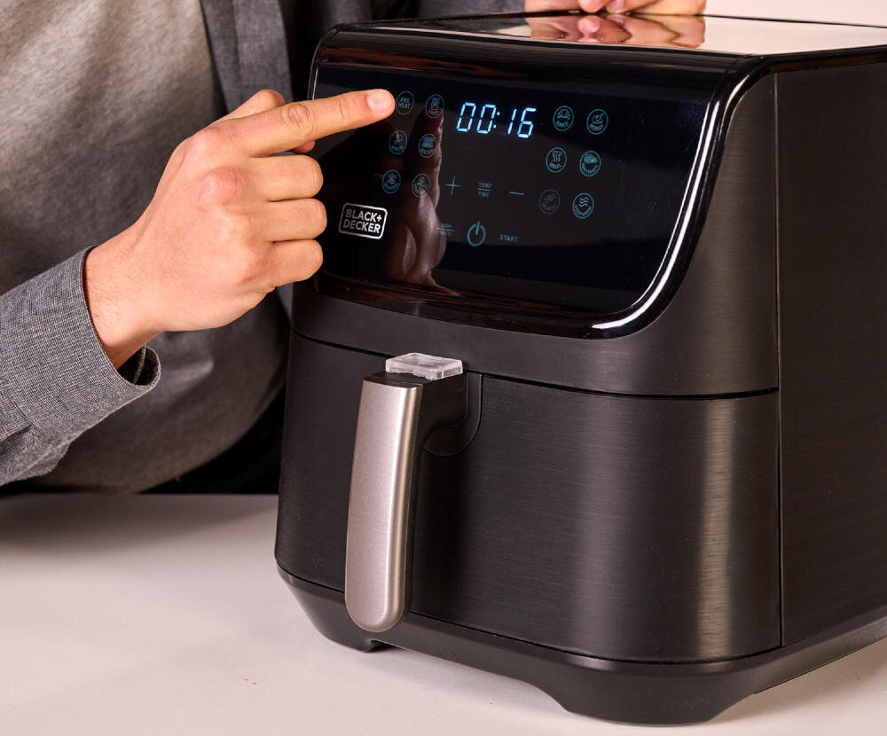 Frytkownica beztluszczowa BLACK&DECKER BXAF5500E Czarny Air Fryer wbudowany ekran dzwiekowy