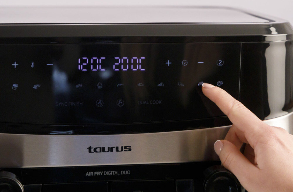 Frytkownica beztluszczowa TAURUS AF2600D Czarny Air Fryer cyfrowy panel sterowania wbudowany panel dotykowy