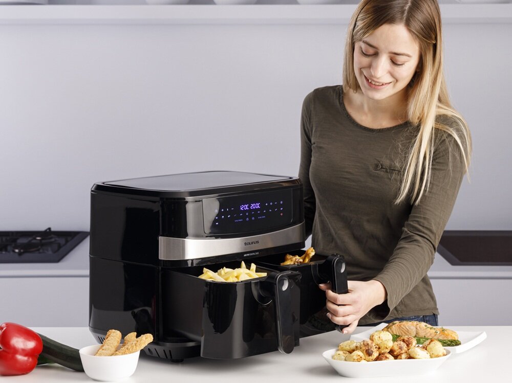 Frytkownica beztłuszczowa TAURUS AF2600D Czarny kosze z powłoką nieprzywierającą, wnętrze ze stali nierdzewnej, odporność na uszkodzenia