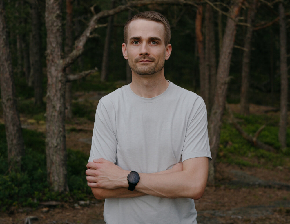 ZEGAREK SUUNTO 9 PEAK GRANITE BLUE TITANIUM bezpieczeństwo komfort kolory