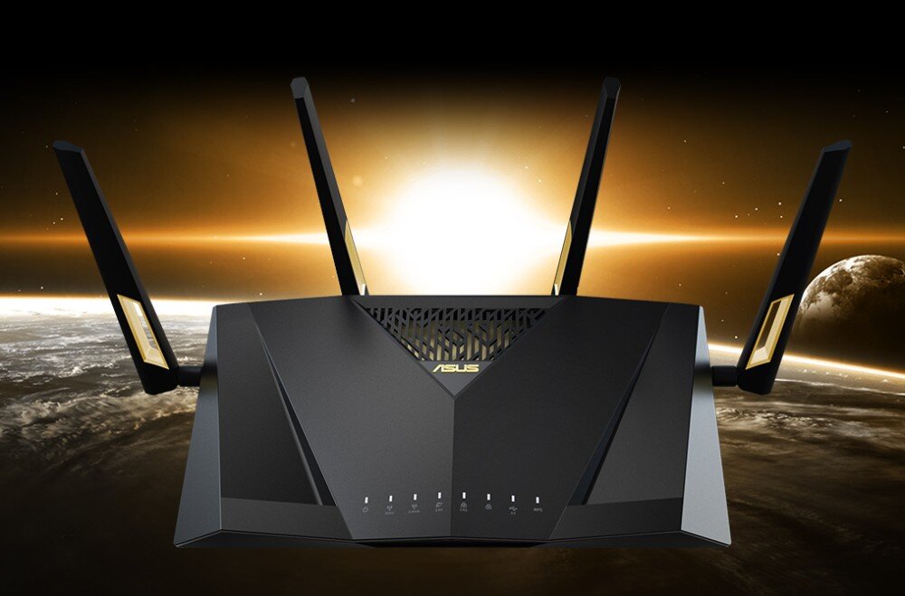 Router ASUS RT-AX88U Pro Czarne urządzenie sieciowe z czterema antenami ustawione na tle kosmosu i planety w oddali, opis