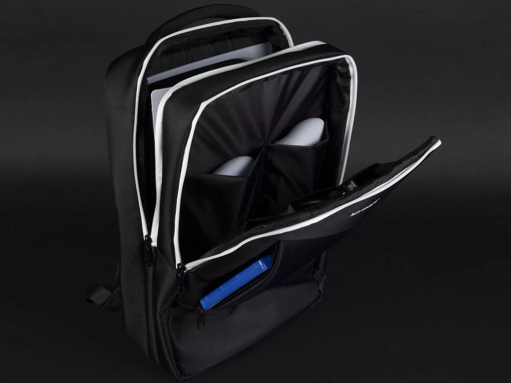 Plecak KONIX Mythics Czarno-biały kieszenie ergonomia szelki komory