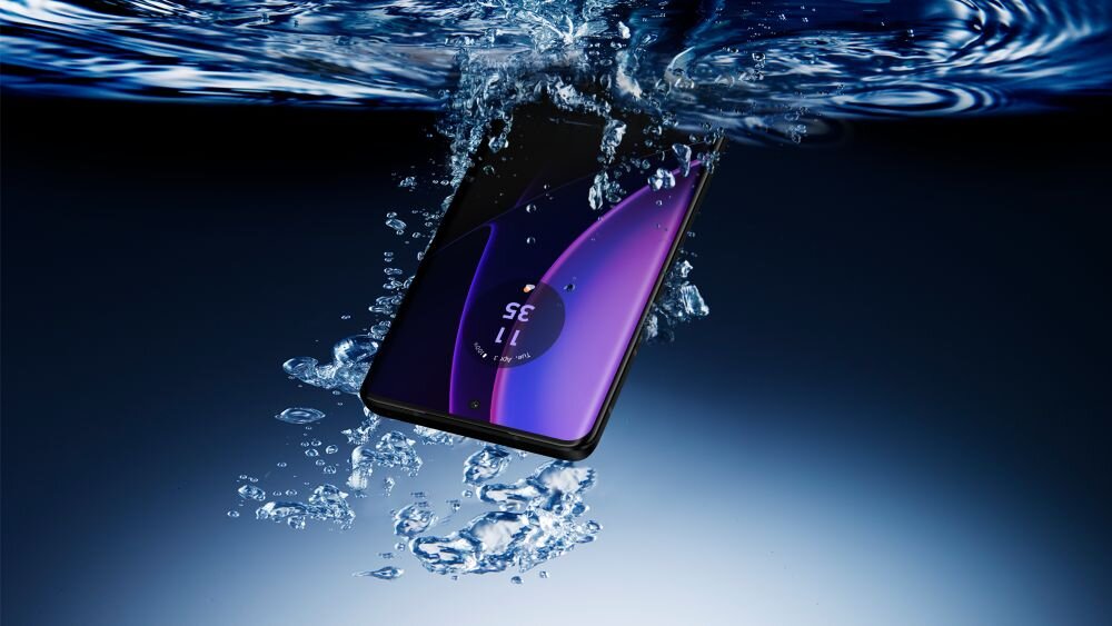 Smartfon MOTOROLA Edge 40 ekran bateria aparat procesor ram pamięć pojemność rozdzielczość zdjęcia filmy opis dane cechy blokady system łączność wifi bluetooth obudowa szkło odporność porty muzyka transfer sieć przekątna matryca waga czujniki oled amoled ips